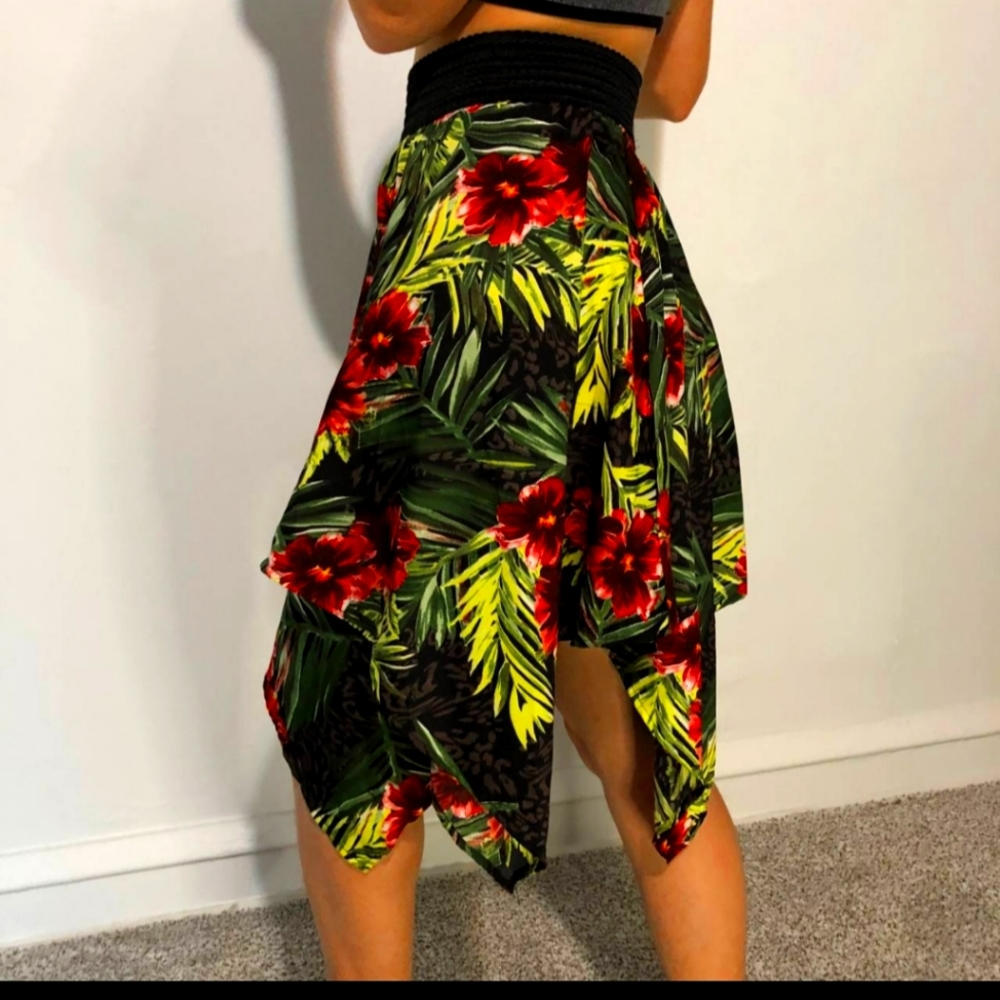 High Waisted Floral Skirt